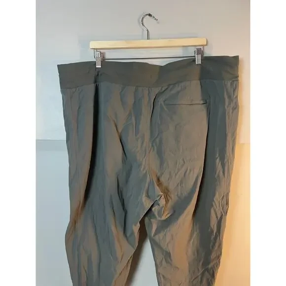 Athleta Trekkie North Jogger Green Mountain Olive Athletic Pants Women's SZ 24W - Picture 13 of 14